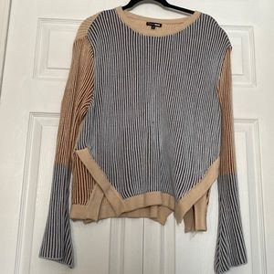 Crewneck sweater